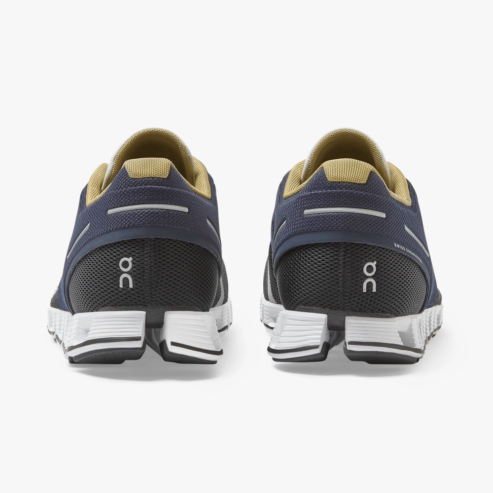 Cloud 70: Dein Style, dein Lauf. Brick/Pecan. Outlet-Preis. Schweiz-Liebe am Fuß!